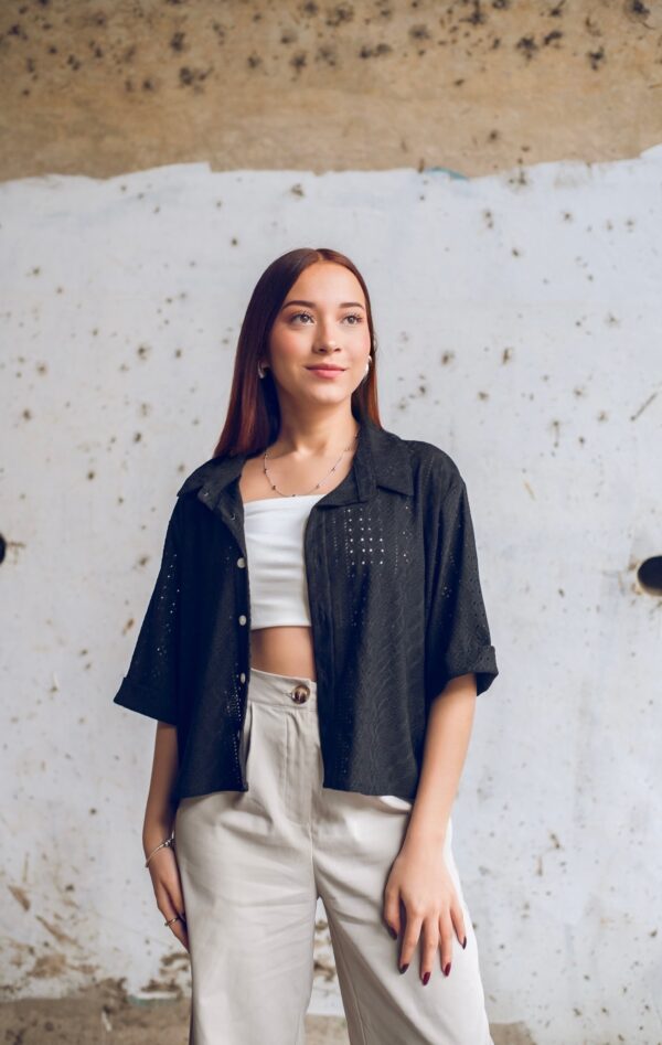 Blusa de botones manga corta 5686