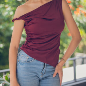 Blusa asimétrica con fruncido lateral Cód:7932