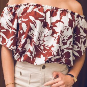 Blusa off shoulder estampada Cód:2407